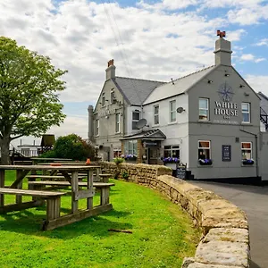 The White House - Inn Whitby